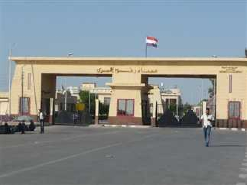 مصر تواصل فتح معبر رفح البري