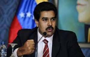 مادورو  ينتقد قرار ائتلاف المعارضة الامتناع عن المشاركة في الإنتخابات