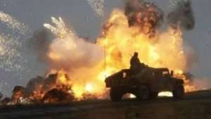 مقتل 10 جنود بانفجارين وسط سيناء