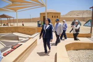 وزيرة البيئة تفتح أول نادى للعلوم بمحمية قبة الحسنة بمدينة السادس من أكتوبر