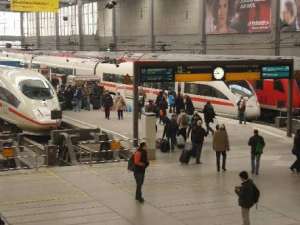 هجوم بساطور على مسافرين في محطة قطار بألمانيا