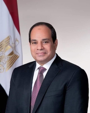 وزير النقل يهنئ فخامة الرئيس عبدالفتاح السيسي بفوزه بفترة رئاسية جديدة