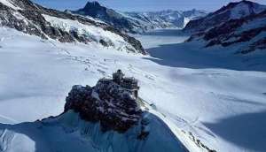 الانهيارات الجليدية بسويسرا تكشف مئات الجثث