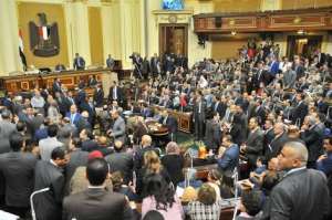 البرلمان يفشل فى إقرار العلاوة والحكومة تهدد بسحب مشروع القانون