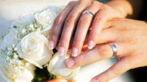 &quot;العدل&quot; تكشف حقيقة زيادة رسوم الزواج بدءا من يناير المقبل