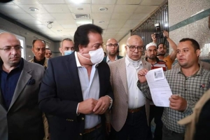 وزير الصحة يتفقد مستشفى الواسطى ويوجه برفع كفاءته والإلتزام بجداول الصيانة الدورية