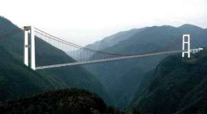 طريق يحبس الأنفاس.. اليوم افتتاح أعلى جسر في العالم