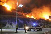 | إغلاق مطار وميناء حيفا بسبب حرائق إسرائيل