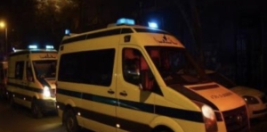 إصابة 15 عامل في انقلاب سيارة ربع نقل في السويس