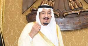 انشاء هيئتين للترفيه والثقافة ودمج وزارتى العمل والشئون الاجتماعية بالمملكة العربية السعودية